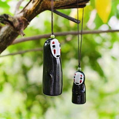 【zakka工藝禮品千與千尋無(wú)臉小號(hào)手繪陶瓷風(fēng)鈴創(chuàng)意掛飾車(chē)飾】?jī)r(jià)格,廠家,圖片,陶瓷工藝品,廈門(mén)神冠軟件科技-